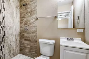 4526 E Burgess Ln, Phoenix, AZ 85042 - Photo 21