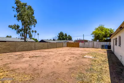 4526 E Burgess Lane, Phoenix, AZ 85042 - Photo 25