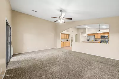 3311 W Walter Way, Phoenix, AZ 85027 - Photo 9