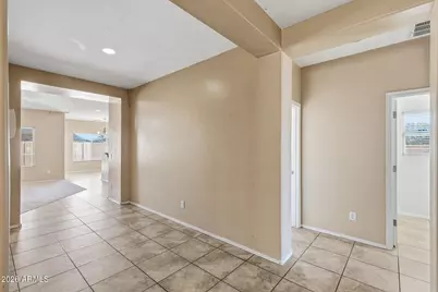 10106 W Wier Avenue, Tolleson, AZ 85353 - Photo 11