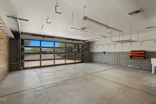 6035 E Carriage Dr, Cave Creek, AZ 85331 - Photo 35