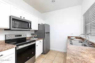 11333 N 92nd St, Scottsdale, AZ 85260 - Photo 1