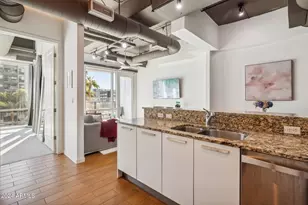 1 E Lexington Ave, Phoenix, AZ 85012 - Photo 9