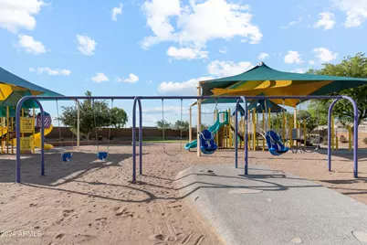 38165 W Capri Avenue, Maricopa, AZ 85138 - Photo 31