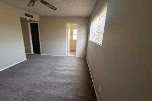 2072 E Donner Dr, Tempe, AZ 85282 - Photo 17