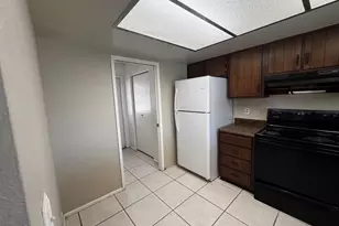 2072 E Donner Dr, Tempe, AZ 85282 - Photo 11