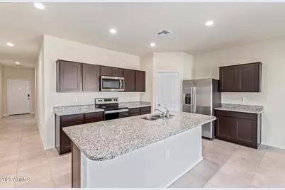 18646 W Buckskin Trail, Wittmann, AZ 85361 - Photo 15