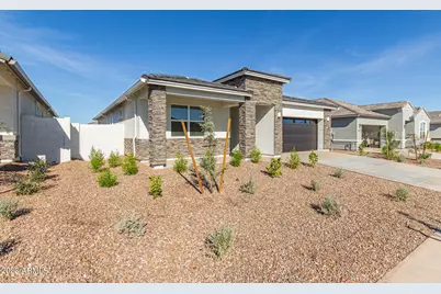 18646 W Buckskin Trail, Wittmann, AZ 85361 - Photo 3