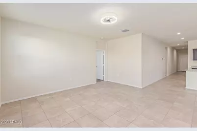 18646 W Buckskin Trail, Wittmann, AZ 85361 - Photo 11