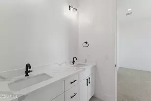 23012 S 177th St, Gilbert, AZ 85298 - Photo 21