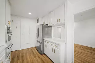 520 W Clarendon Ave, Phoenix, AZ 85013 - Photo 9
