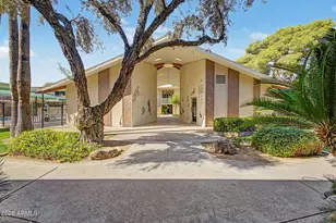 520 W Clarendon Ave, Phoenix, AZ 85013 - Photo 27