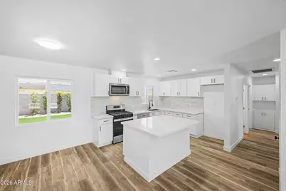 4437 E Almeria Road, Phoenix, AZ 85008 - Photo 13