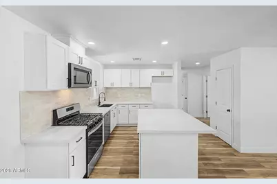4437 E Almeria Road, Phoenix, AZ 85008 - Photo 15