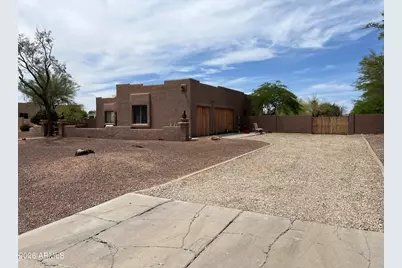 24334 W Desert Vista Trail, Wittmann, AZ 85361 - Photo 3