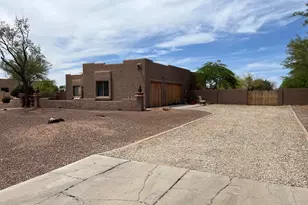 24334 W Desert Vista Trail, Wittmann, AZ 85361 - Photo 3