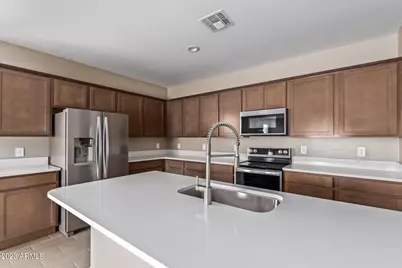 36501 N Senepol Street, San Tan Valley, AZ 85143 - Photo 11