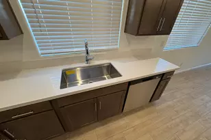 13248 W Hackamore Dr, Peoria, AZ 85383 - Photo 9