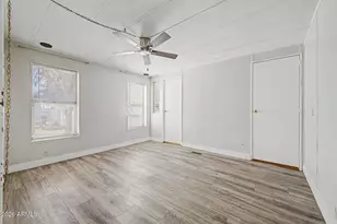 8601 N 71st Ave, Glendale, AZ 85301 - Photo 15