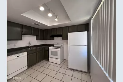15601 N 27th Street #18, Phoenix, AZ 85032 - Photo 5