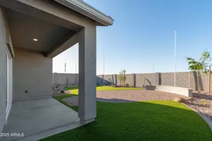 34762 W Angelo Dr, Maricopa, AZ 85138 - Photo 21