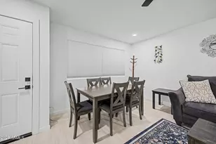 10325 N 95th Dr, Peoria, AZ 85345 - Photo 9