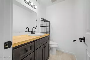 10325 N 95th Dr, Peoria, AZ 85345 - Photo 17