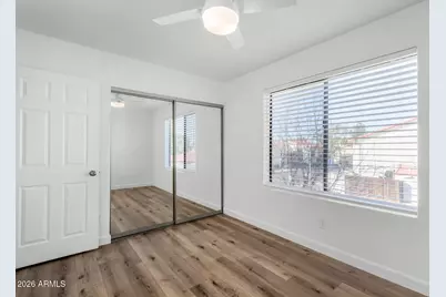 2842 E Beck Lane #2, Phoenix, AZ 85032 - Photo 15