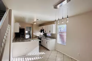 17606 N 17th Pl, Phoenix, AZ 85022 - Photo 9