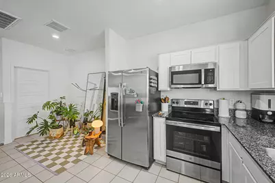 2162 W Harmont Drive, Phoenix, AZ 85021 - Photo 13