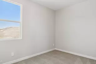 2611 W Satinwood Dr, Phoenix, AZ 85045 - Photo 31