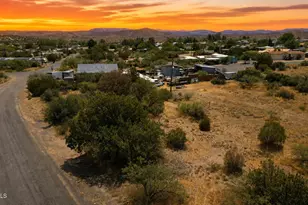 20651 E Mesa Verde Rd, Mayer, AZ 86333 - Photo 1