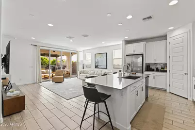 9445 W Heatherbrae Drive, Phoenix, AZ 85037 - Photo 11