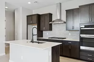 2526 W Satinwood Dr, Phoenix, AZ 85045 - Photo 17