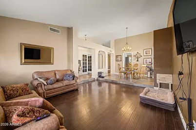 562 E Hackamore Street, Mesa, AZ 85203 - Photo 11
