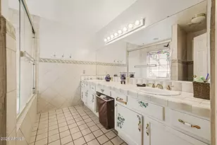 562 E Hackamore St, Mesa, AZ 85203 - Photo 23
