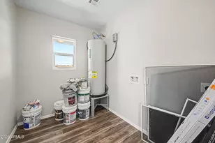 320 N 3rd St, Avondale, AZ 85323 - Photo 29