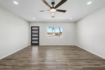 320 N 3rd Street, Avondale, AZ 85323 - Photo 9