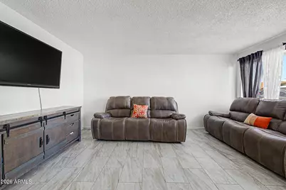 6834 N 81st Lane, Glendale, AZ 85303 - Photo 5