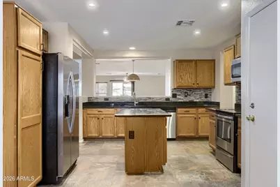 19273 N Austin Court, Maricopa, AZ 85138 - Photo 9