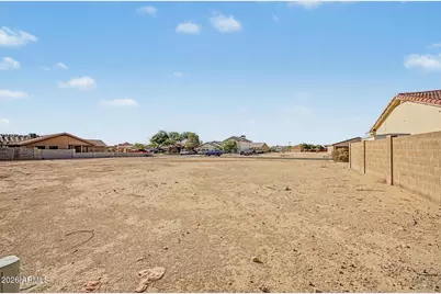 10671 W Cove Drive #138, Arizona City, AZ 85123 - Photo 9