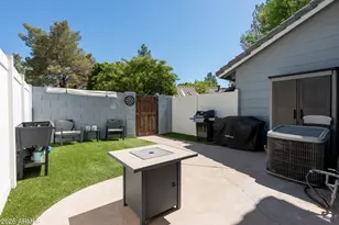 860 N McQueen Rd, Chandler, AZ 85225 - Photo 21