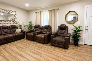 12431 N 28th St, Phoenix, AZ 85032 - Photo 3