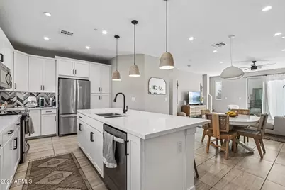 820 N 8th Avenue #18, Phoenix, AZ 85007 - Photo 11