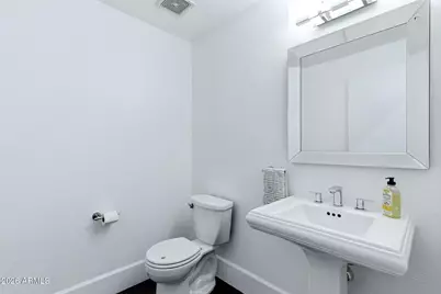 706 E Washington Street #117, Phoenix, AZ 85034 - Photo 13