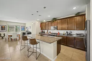 14074 W Holly St, Goodyear, AZ 85395 - Photo 9