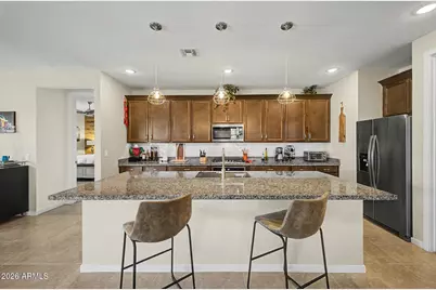 14074 W Holly Street, Goodyear, AZ 85395 - Photo 9