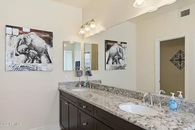 548 W Mendoza Avenue, Mesa, AZ 85210 - Photo 31
