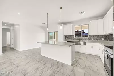 9180 W Hartigan Lane, Arizona City, AZ 85123 - Photo 15