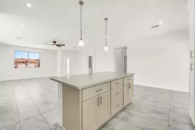 9180 W Hartigan Lane, Arizona City, AZ 85123 - Photo 13